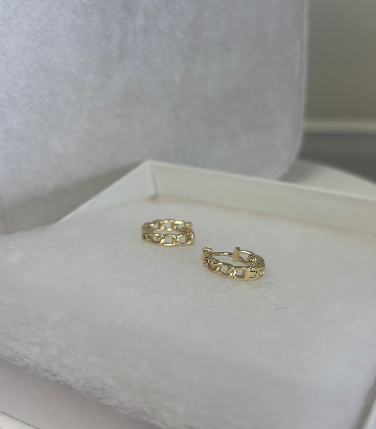 Gold Chain Style Hoop